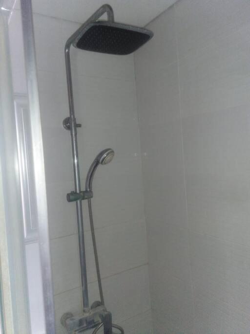 סמאראנג Mg Suite 1Bedroom Apartment By Just Inn Management מראה חיצוני תמונה
